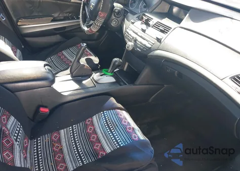 2009 Honda Accord 2.4 Ex-L from USA, damaged, VIN 1HGCP26859A000831